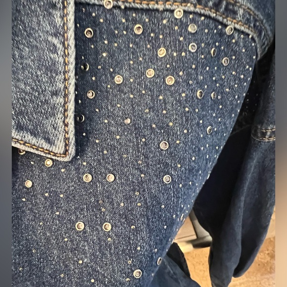 New Zara denim shirt - Picture 3 of 3